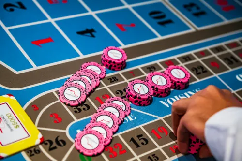 Chips placed on the roulette felt